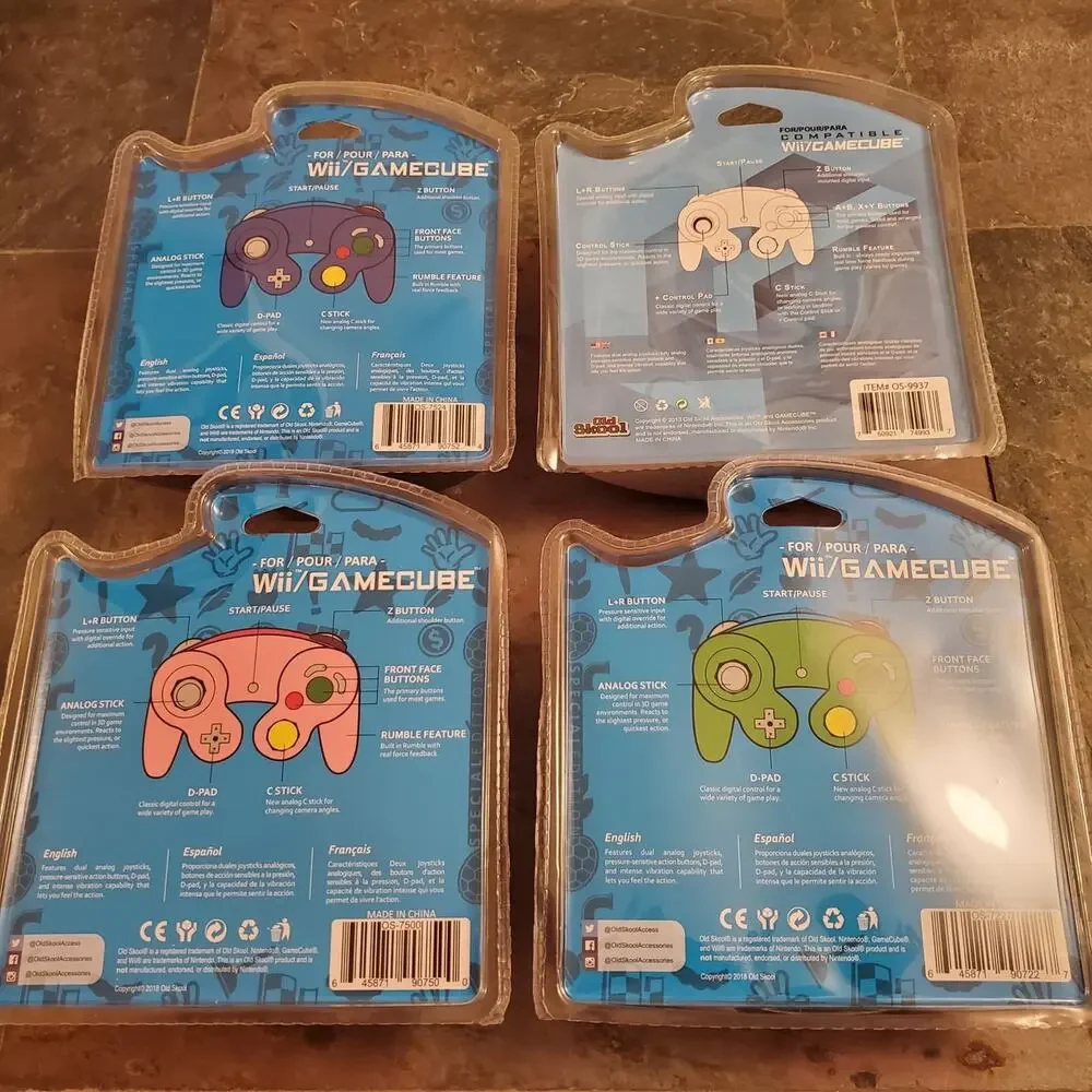 4 Gamecube Controllers - 4 Colors Bundle (NEW), Pink Green Blue White - Nintendo